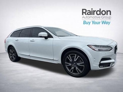 Used 2018 Volvo V90 T6 Cross Country w/ Convenience Package AWD/4WD image 35