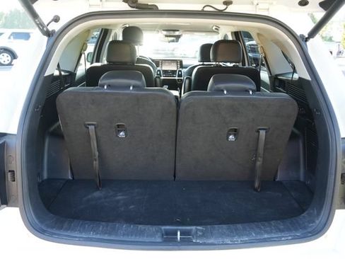 Used 2021 Kia Sorento EX FWD image 11