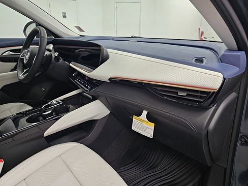New 2026 Buick Envision Avenir image 11