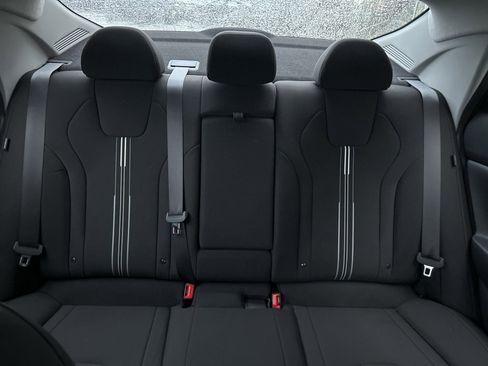 Certified 2025 Hyundai Elantra SEL image 22