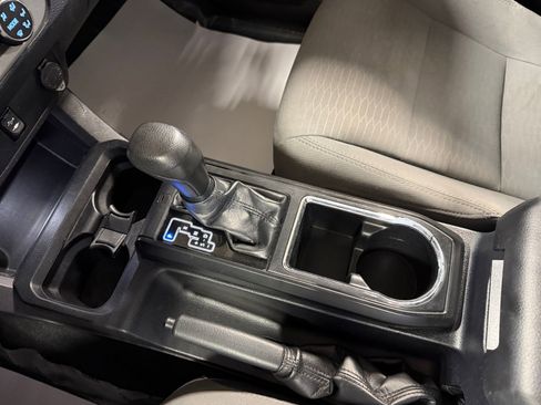 Used 2019 Toyota Tacoma SR w/ SR Convenience Package AWD/4WD image 35