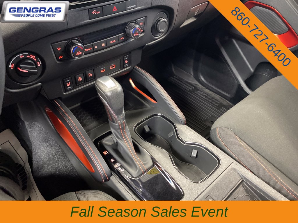 Used 2023 Nissan Frontier PRO-4X w/ Pro Convenience Package AWD/4WD image 17