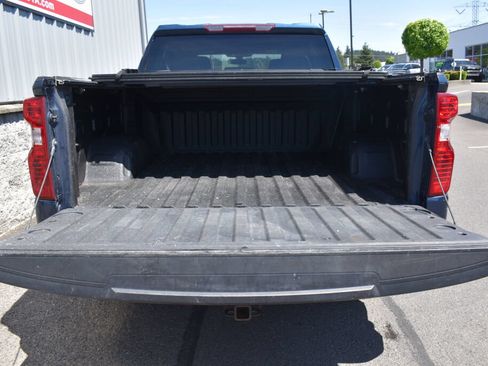Used 2021 Chevrolet Silverado 1500 LT AWD/4WD image 21
