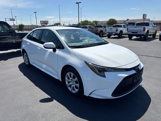 Used 2024 Toyota Corolla LE FWD image 1