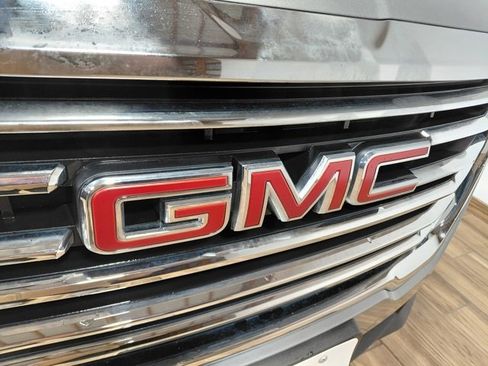 Certified 2024 GMC Terrain SLT image 13