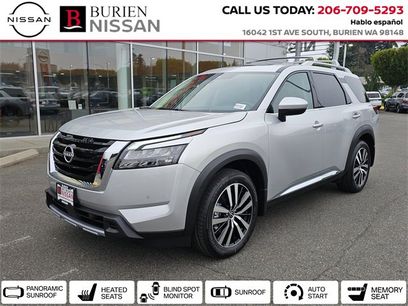 New 2025 Nissan Pathfinder Platinum w/ Cargo Package