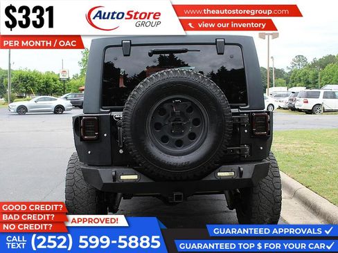 Used 2012 Jeep Wrangler Unlimited Rubicon w/ Connectivity Group AWD/4WD image 7