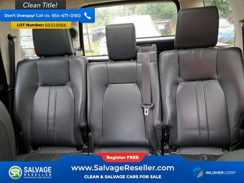 Used 2016 Land Rover LR4 HSE AWD/4WD image 12