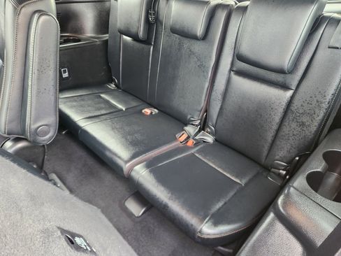 Used 2019 Toyota Highlander XLE image 33