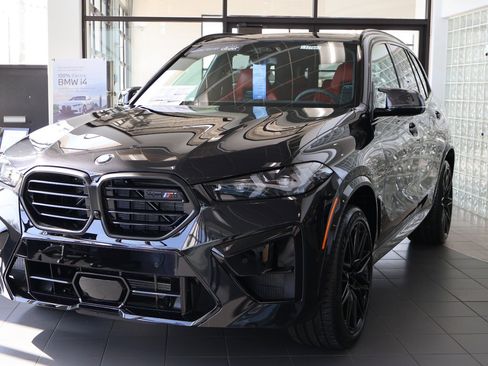 New 2025 BMW X5 M Competition w/ Executive Package image 4