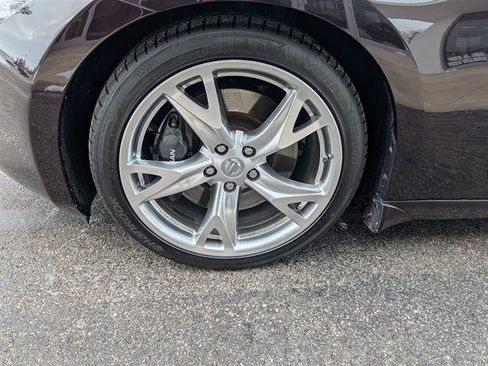 Used 2010 Nissan 370Z Touring w/ Sport Pkg image 19