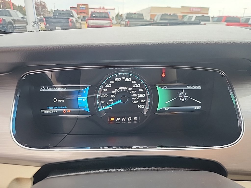 Used 2016 Ford Taurus SEL w/ Equipment Group 201A FWD image 24