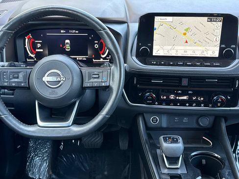 Used 2023 Nissan Rogue Platinum w/ Platinum Premium Package FWD image 18