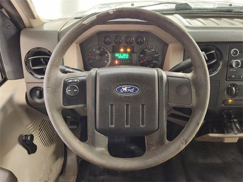Used 2009 Ford F350 XL image 24
