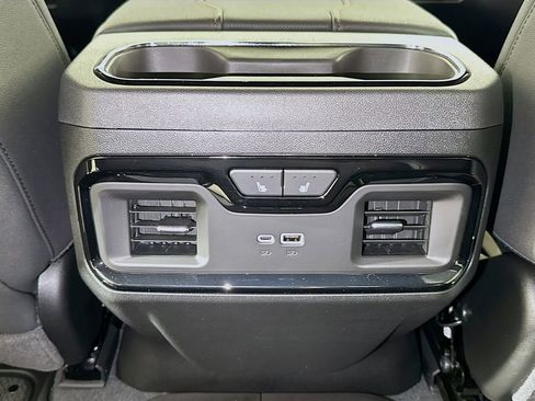 New 2026 GMC Sierra 2500 AT4 w/ AT4 Premium Plus Package AWD/4WD image 14