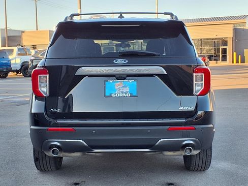 Used 2023 Ford Explorer XLT w/ Equipment Group 202A image 22