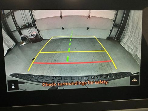 Used 2025 Toyota 4Runner TRD Off-Road image 35