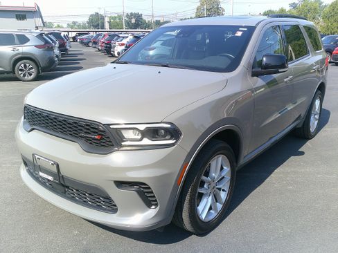 Used 2024 Dodge Durango GT AWD/4WD image 16