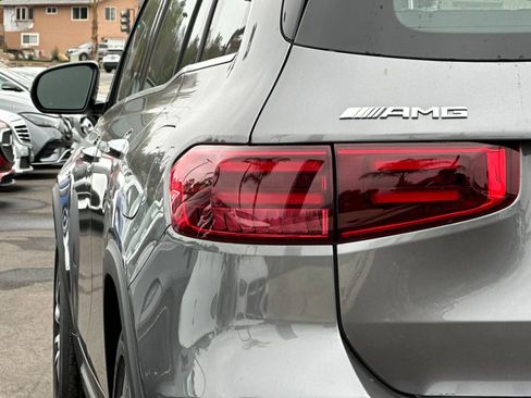 New 2025 Mercedes-Benz GLB 35 AMG 4MATIC image 31