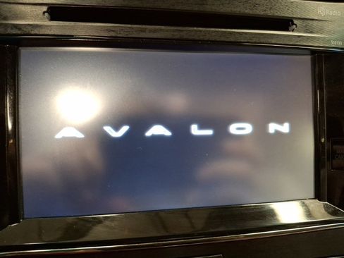 Used 2016 Toyota Avalon XLE Premium image 20