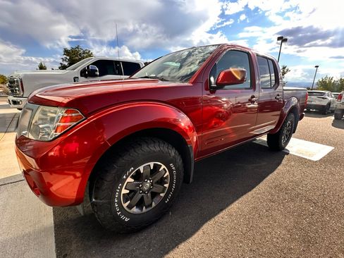 Used 2016 Nissan Frontier PRO-4X AWD/4WD image 6