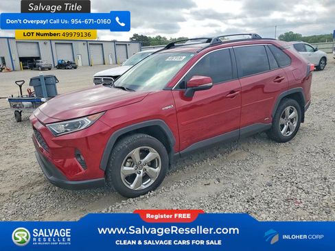 Used 2021 Toyota RAV4 XLE Premium image 1