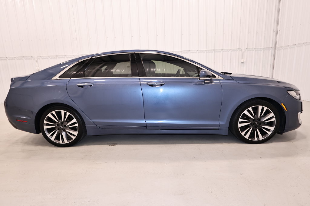 Used 2018 Lincoln MKZ Reserve w/ Climate Package AWD/4WD image 2