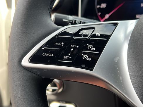 New 2026 Mercedes-Benz GLC 300 4MATIC image 36