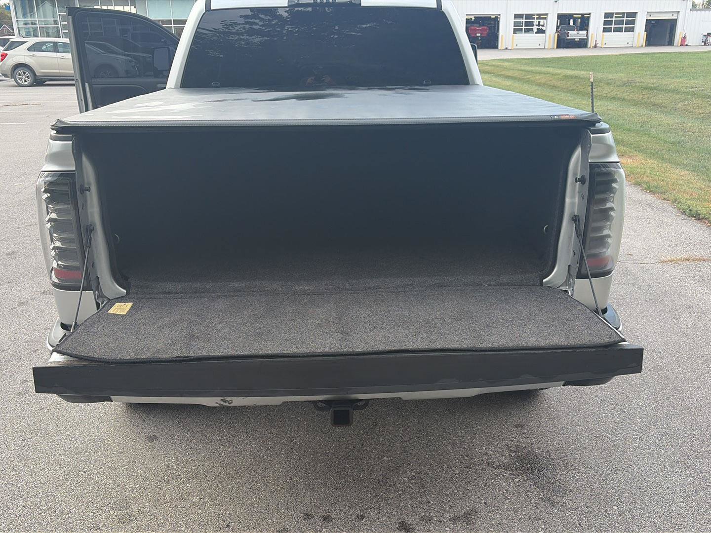 Used 2017 Chevrolet Silverado 1500 LT w/ All Star Edition AWD/4WD image 14