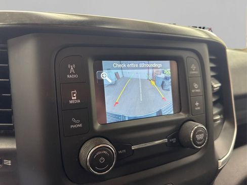 Used 2019 RAM 2500 Big Horn image 28