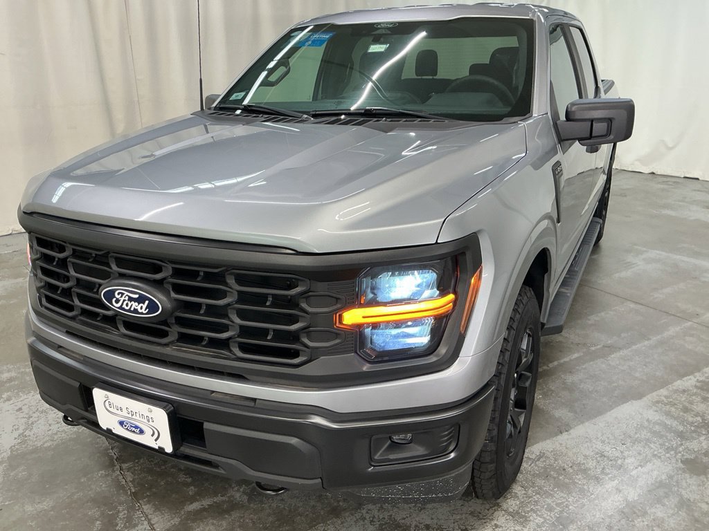 New 2026 Ford F150 STX w/ Equipment Group 201A FX4 AWD/4WD image 3