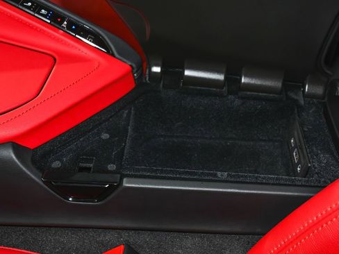 Used 2022 Chevrolet Corvette Stingray Preferred Cpe w/ Z51 Performance Package RWD image 48