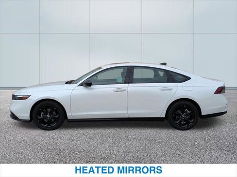 Certified 2025 Honda Accord SE image 10