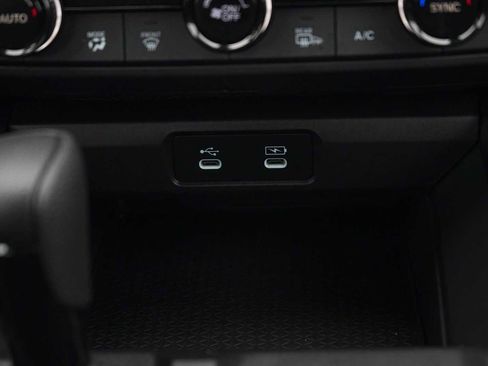 Used 2025 Honda Accord SE image 23