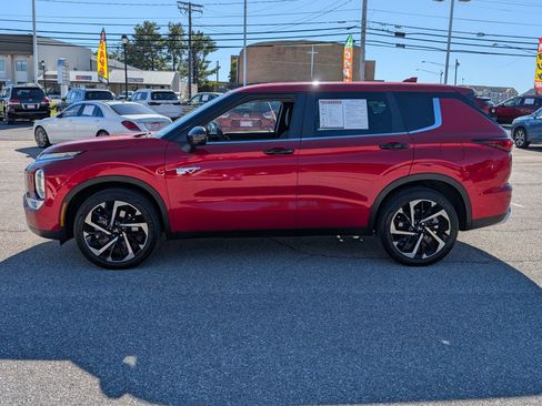 Used 2023 Mitsubishi Outlander SE image 6