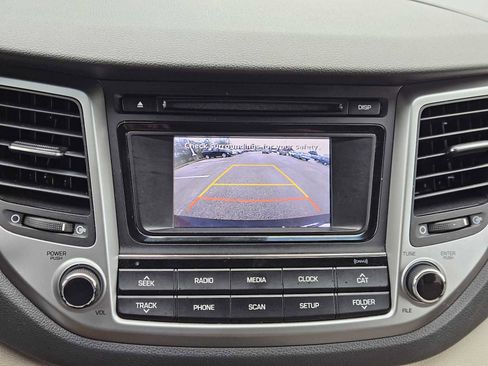 Used 2016 Hyundai Tucson SE w/ Option Group 02 image 17