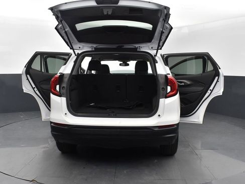 Used 2024 GMC Terrain SLE image 52