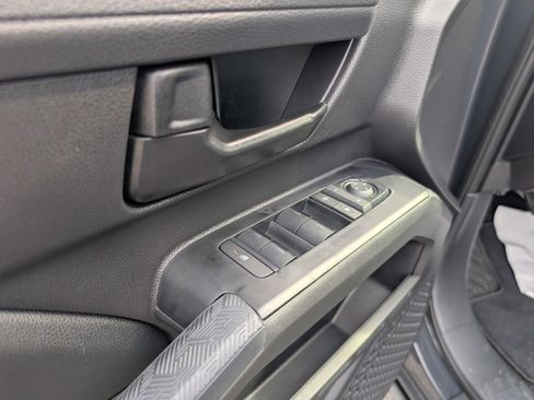 New 2025 Toyota Tacoma SR5 image 10