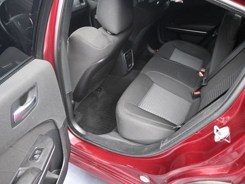 Used 2021 Dodge Charger R/T w/ Performance Handling Group image 18