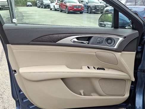 Used 2019 Lincoln MKZ Reserve AWD/4WD image 12
