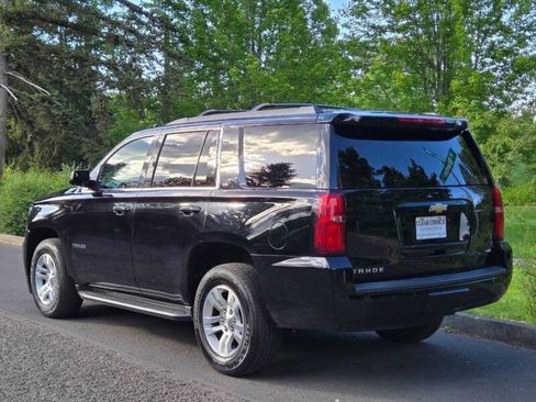 Used 2018 Chevrolet Tahoe LT w/ Max Trailering Package AWD/4WD image 2