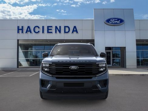 New 2026 Ford Expedition Platinum w/ Stealth Appearance Package AWD/4WD image 6