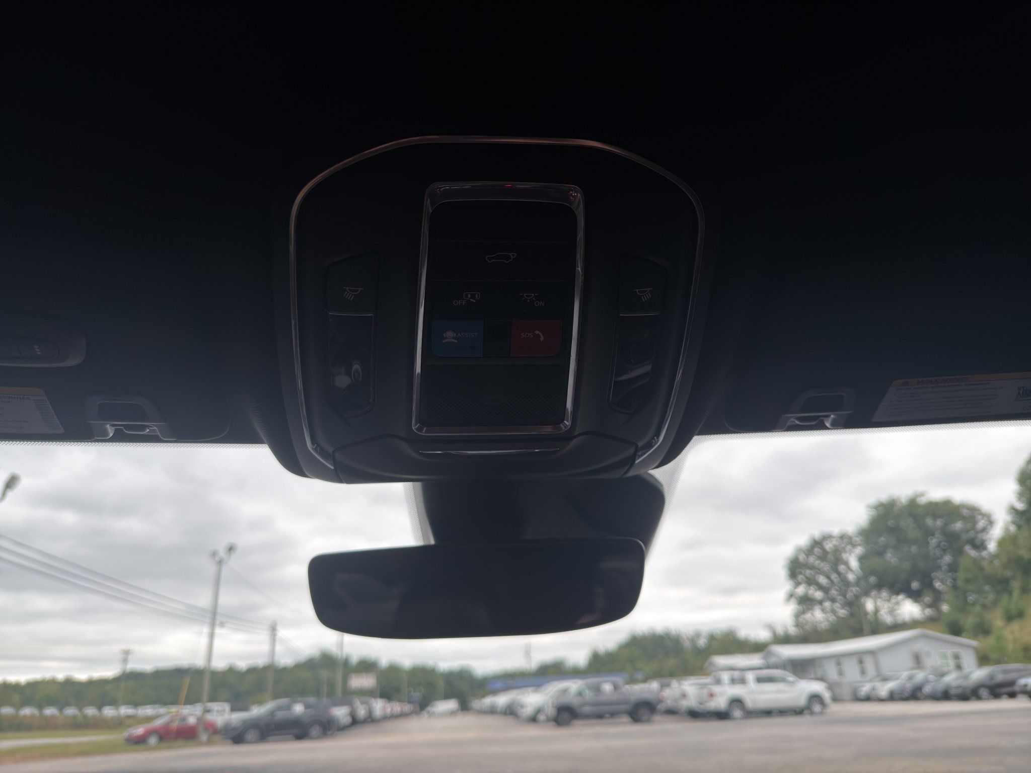 Used 2023 Jeep Grand Cherokee Trailhawk AWD/4WD image 29