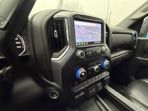 Used 2020 GMC Sierra 3500 SLT w/ SLT Premium Plus Package image 10