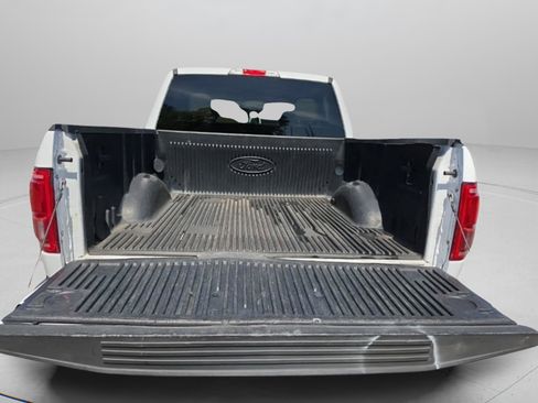 Used 2016 Ford F150 Lariat w/ Equipment Group 502A Luxury image 12