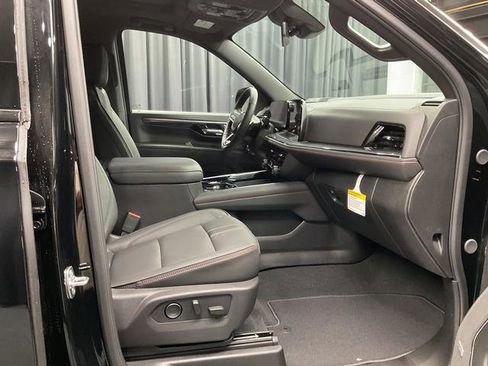 New 2026 Chevrolet Suburban RST w/ Comfort Package AWD/4WD image 12