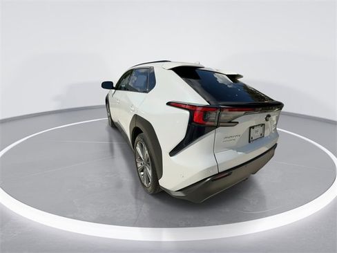 Used 2024 Subaru Solterra Touring image 6