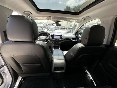 Certified 2022 GMC Terrain AT4 w/ Infotainment Package II AWD/4WD image 31