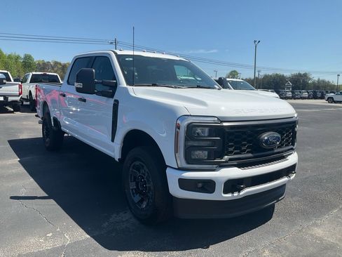 New 2026 Ford F250 XL w/ STX Appearance Package AWD/4WD image 3