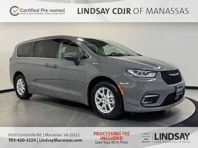 Certified 2023 Chrysler Pacifica Touring-L